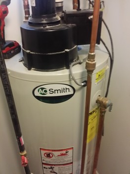 New 40 gallon water heater installed Evanston, IL 